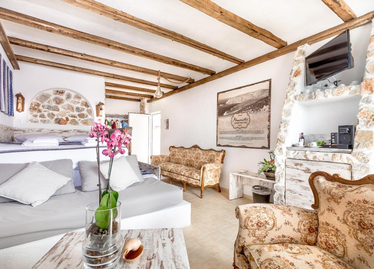 Limeri Traditional Guest House Monolithos  Exteriör bild