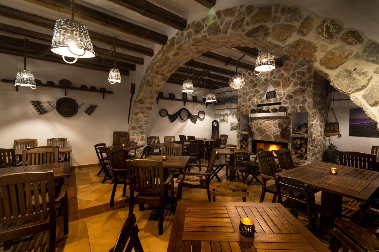 Limeri Traditional Guest House Monolithos  Exteriör bild