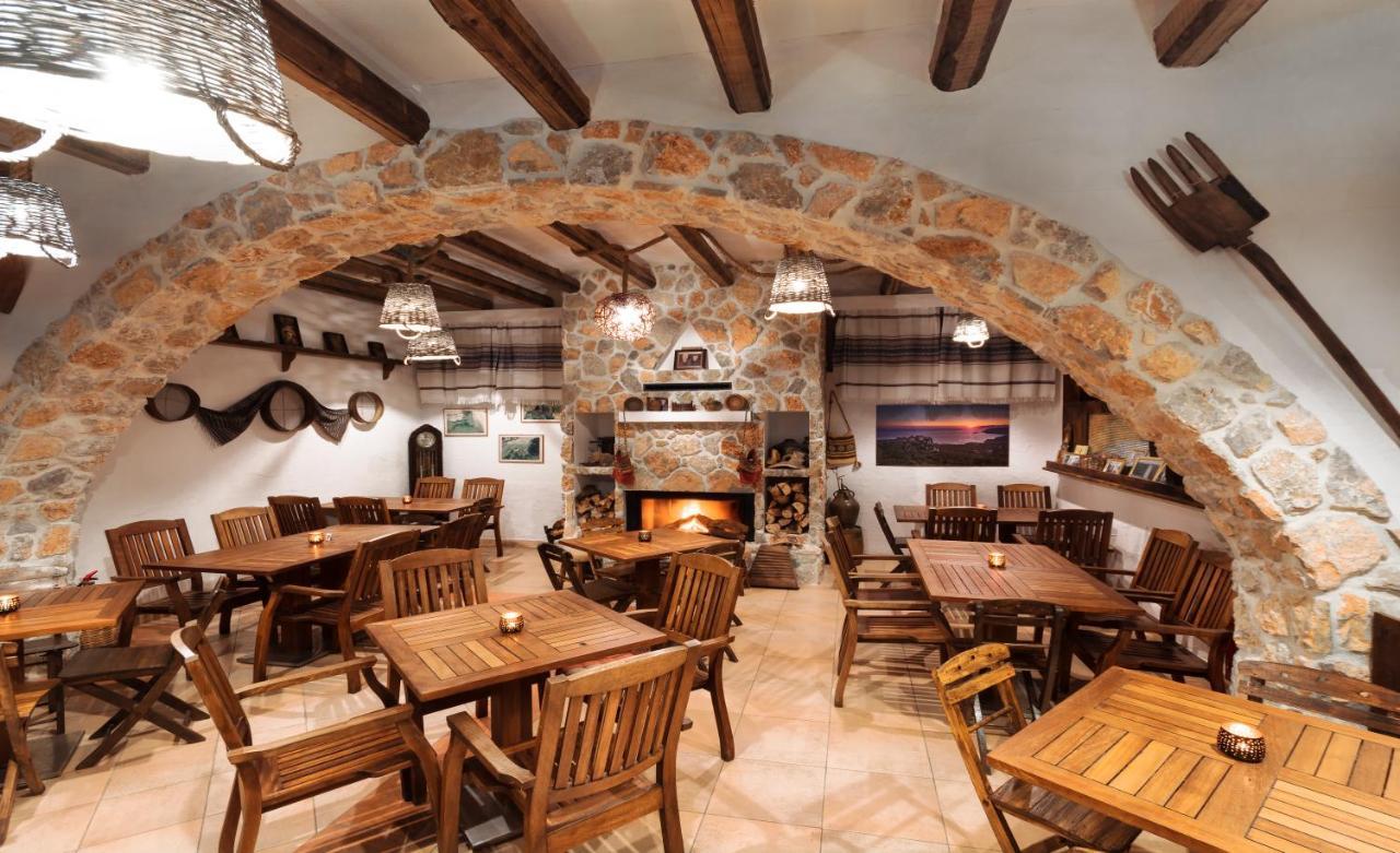 Limeri Traditional Guest House Monolithos  Exteriör bild