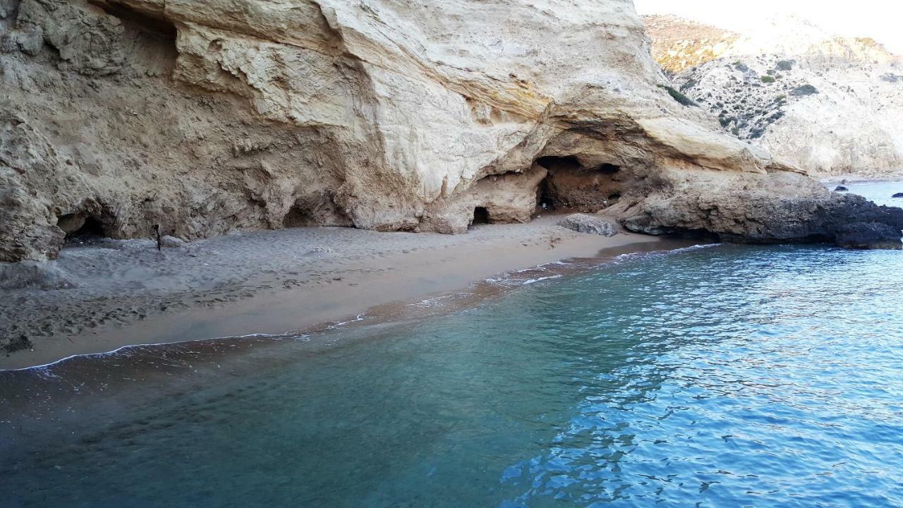 Limeri Traditional Guest House Monolithos  Exteriör bild